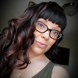 Meet your Posher, Valentina